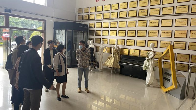 一部纪录片从想法到成片，中间隔着多少坑